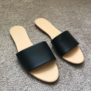 Nisolo size 8 slides